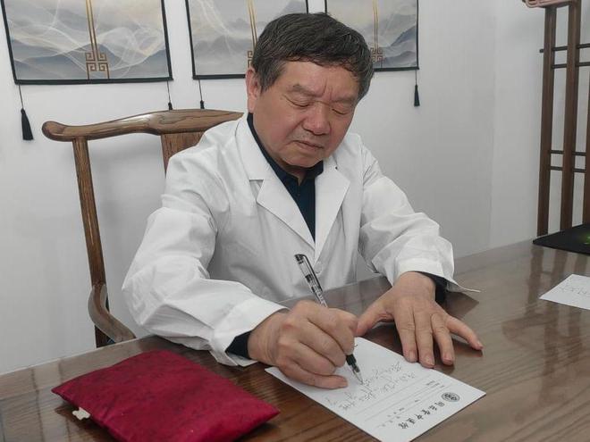 全国知名老中医男科专家杨栋医生：阳痿，该怎么调理？(名老中医男科验方)