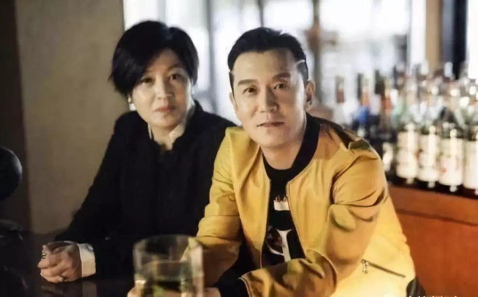 哈文: 李咏病逝5年不改嫁，坚持赡养公婆，以后我就是您亲女儿（李咏属相哈文属什么）