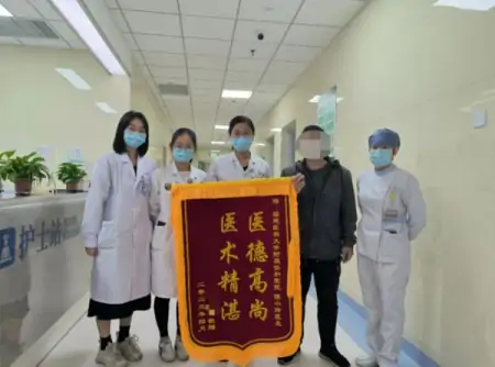 事发福州！男子一次性吃下40片药(一次性吃多少药能死)