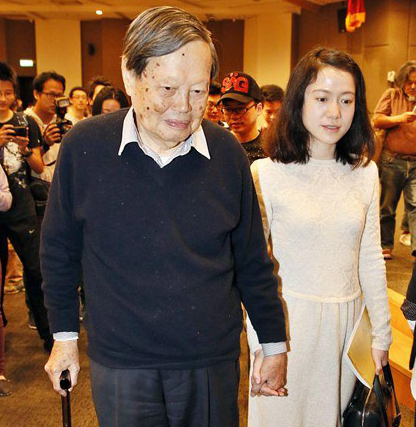 杨振宁和翁帆结婚16年后，翁帆终于不再隐瞒，含泪说出结婚原因（杨振宁和翁帆结婚日期）
