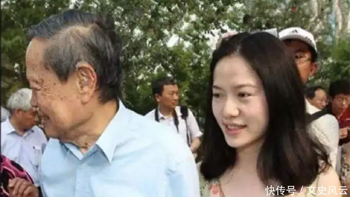 杨振宁妻子翁帆：我比老公小54岁，但我们是真心相爱央视主持人李瑞英，工作突接儿子坠楼消息，她含泪说出了22个字（杨振宁妻子翁帆怀孕了吗）