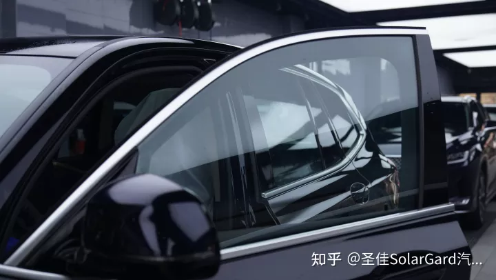 汽车玻璃膜真的隔热吗？（汽车玻璃隔热膜能用多久）