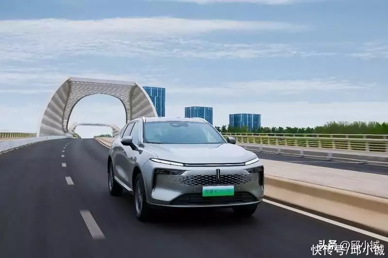 大五座SUV新摩卡DHT-PHEV上市，售价23.18万(摩卡suv几座)