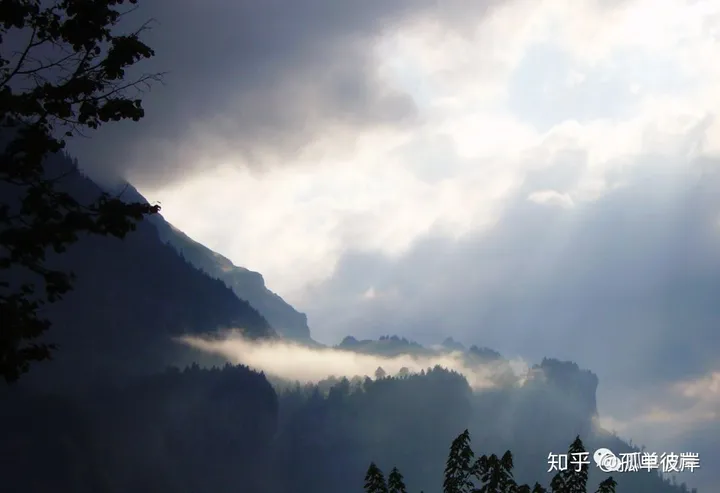 有卷积云的北京天空好美！是不是还有池化云？全连接云？（北京天空引擎数字科技有限公司）