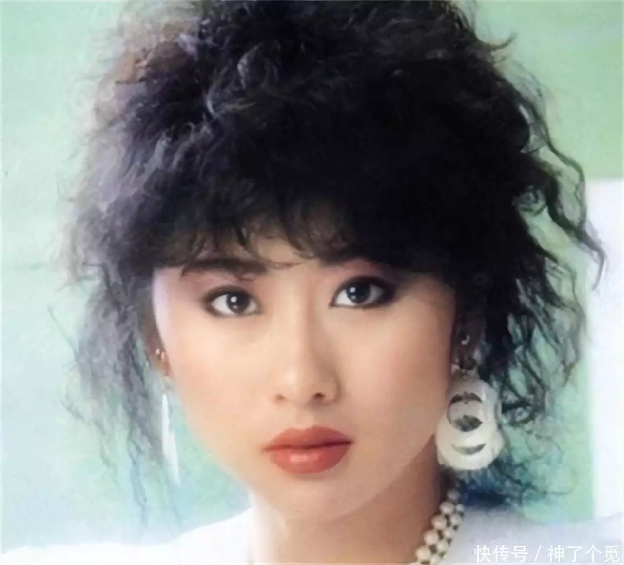 被称为初代男神，女友曾是叶倩文，63岁的他为何至今未婚？(叶倩文前男友有哪些)