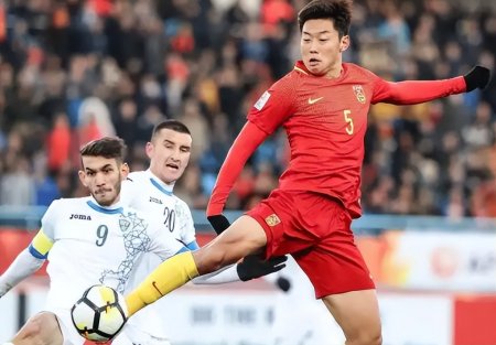 国足帅位又迎变数！李霄鹏下课基本已成定局，新一轮选帅即将开始（李霄鹏接任国足主帅）