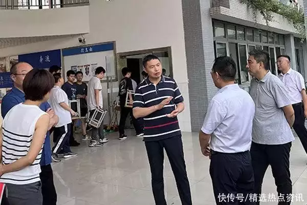 江北区举行第36个“世界无烟日”宣传活动