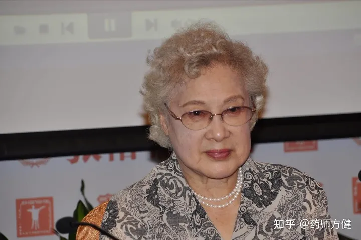 秦怡44岁患癌，享年100岁，她的4个抗癌秘诀，值得学习借鉴