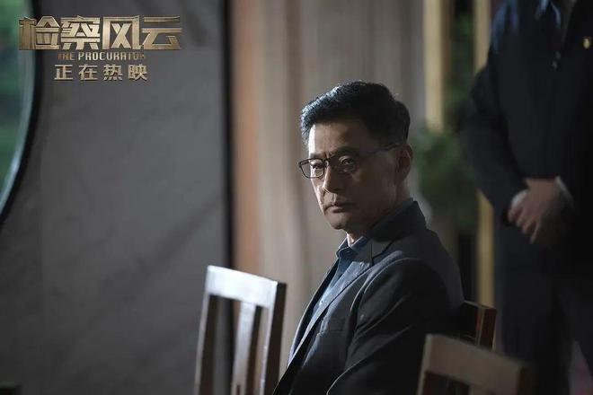 豆瓣評分4.9,麥兆輝導演生涯最爛,《檢察風雲》毀在細節