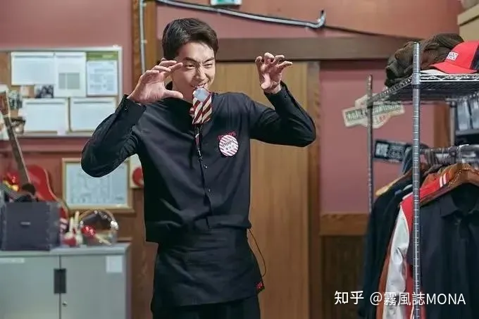 李星民、南柱赫最新电影《我记得》：不能忘却的双重记忆，色彩是亮点