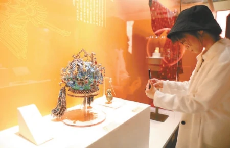 137件文物展现万历年间礼制、生活与艺术，来国家典籍博物馆邂逅多彩大明-万历墓考古