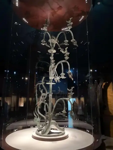 远古宝藏“三星堆”，到底挖出了什么，为何被永久禁止挖掘-三星堆挖出来啥了