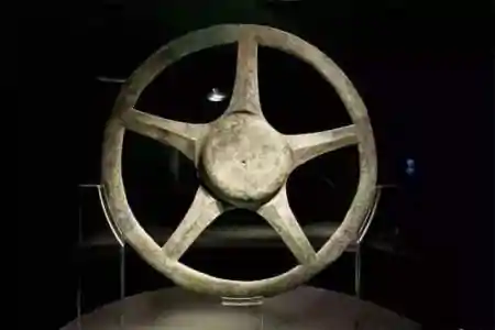 远古宝藏“三星堆”，到底挖出了什么，为何被永久禁止挖掘-三星堆挖出来啥了