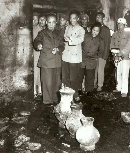 远古宝藏“三星堆”，到底挖出了什么，为何被永久禁止挖掘-三星堆挖出来啥了