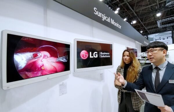 LG电子推出首款Mini LED手术显示器，具有2000cd/㎡的峰值亮度-lg显示技术