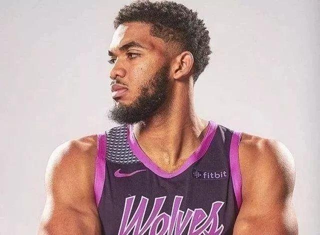 热衷排名的美媒评选出NBA下赛季西部前十球星，杜兰特遗憾落选-本赛季nba西部排名最新