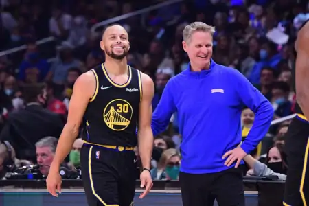 4队锁定季后赛席位！NBA最新排名：湖人岌岌可危，勇士获绝佳排名-nba季后赛前四名