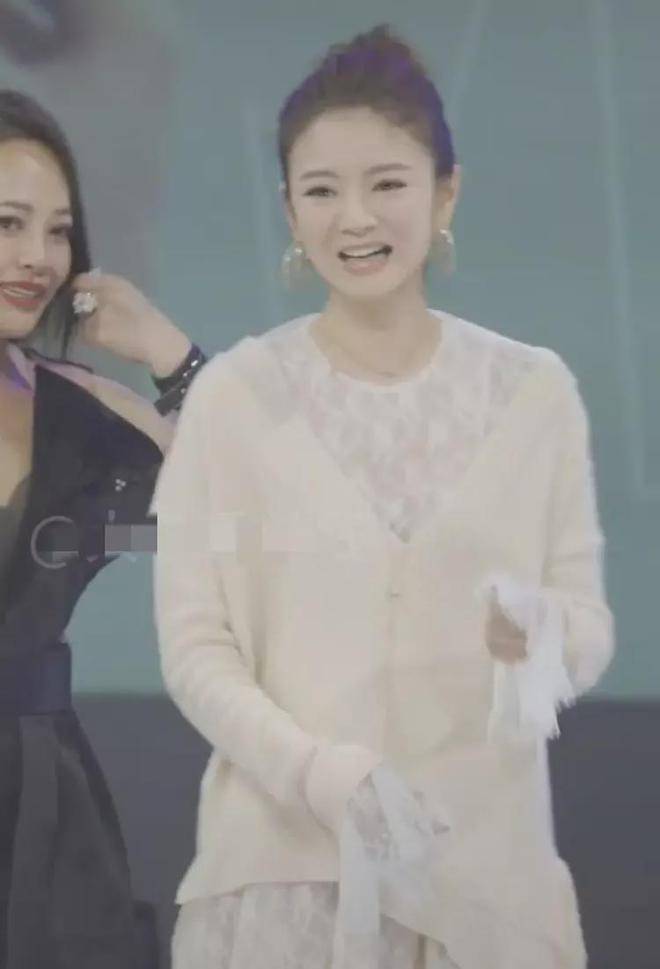 老公被捕后，43岁安以轩复出满脸不自信，当初嫁给汪小菲会怎样？（安以轩老公哪一年的）