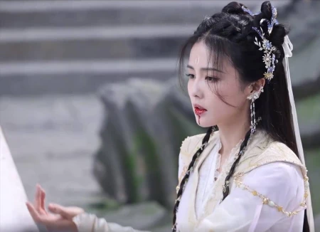 《长月烬明》即将收官，澹台烬化魔失败，魔神设定如何自圆其说（长月无烬小说简介）