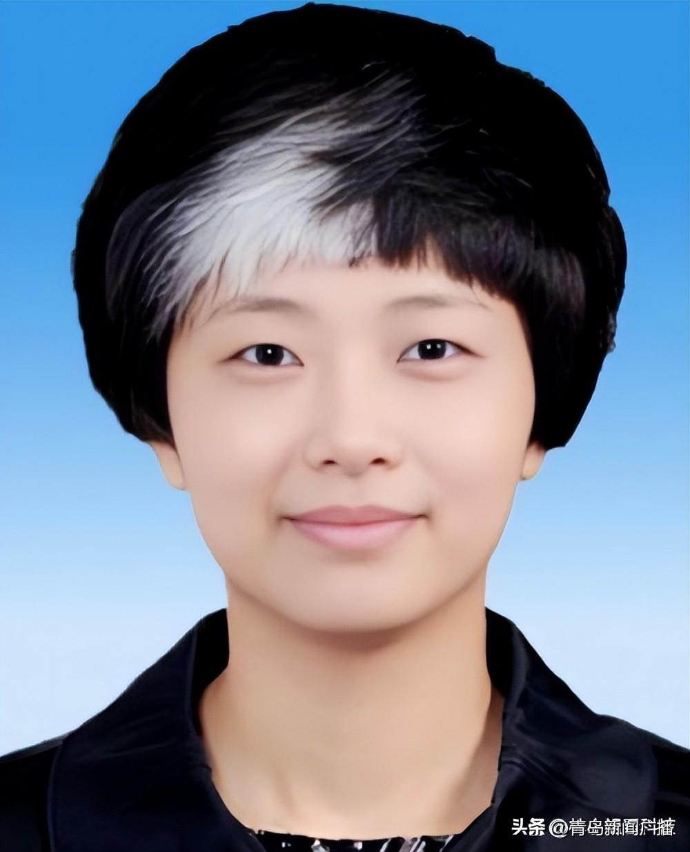 深圳70后女副区长白发照走红，官方回应：系天生，非染发！（深圳副区长被抓）