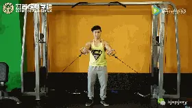 窦骁上位豪门，靠的竟是健身？！龙门架前这顿操作，白富美都扛不住啦！-窦骁 4