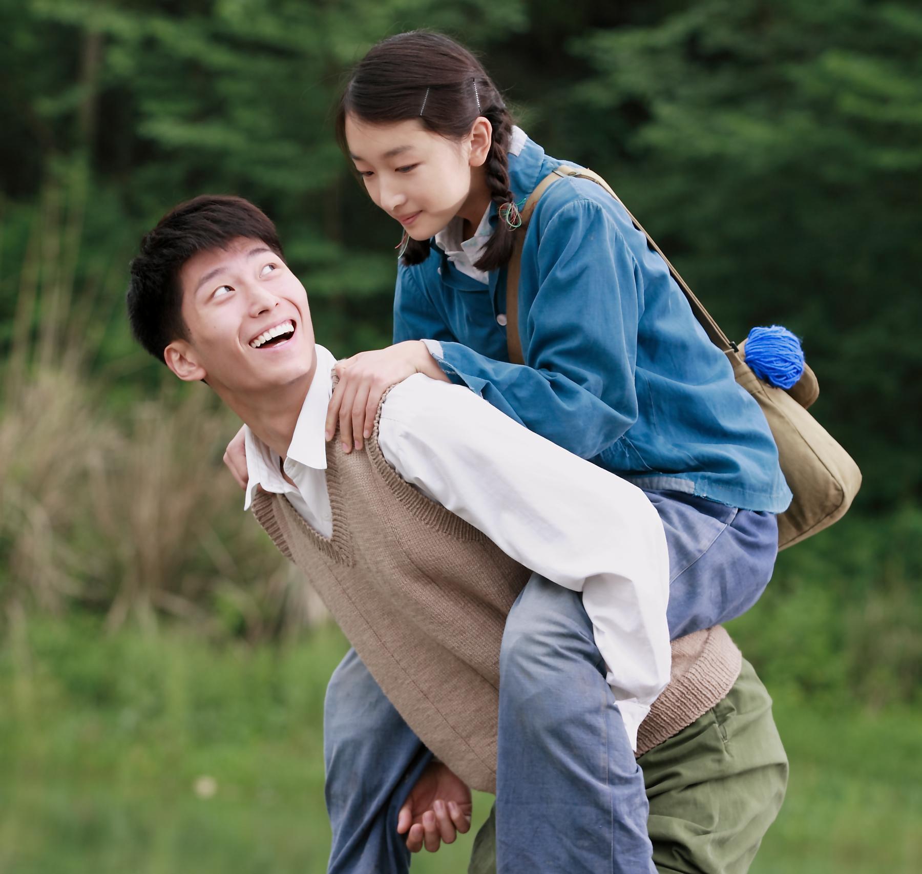 身家400亿，与吴克群相恋4年的何超莲，为什么转身嫁给了窦骁？-窦骁个人资产多少亿