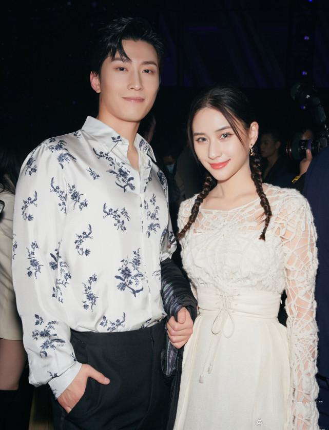 身家400亿，与吴克群相恋4年的何超莲，为什么转身嫁给了窦骁？-窦骁个人资产多少亿