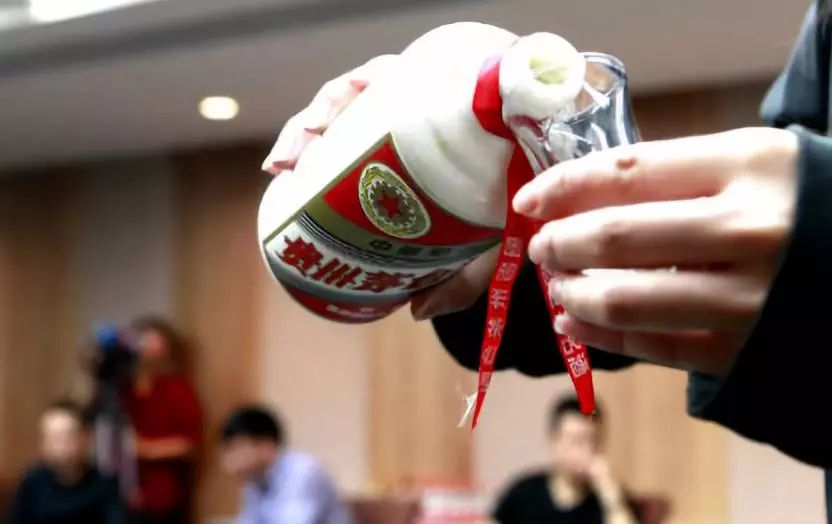 多少钱以上的白酒属于纯粮食酒呢？-多少钱以上的白酒好