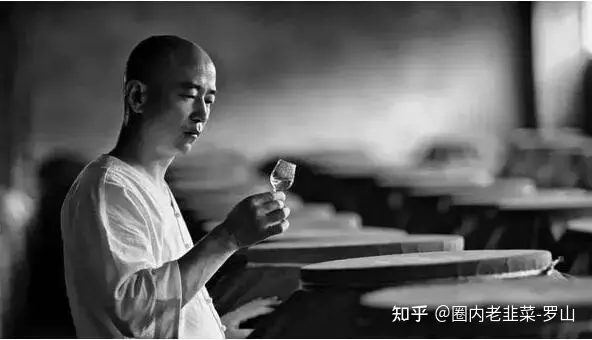 白酒执行标准代码大全，让你一眼辨别酒精勾兑酒和纯粮酿造酒-白酒执行标准代码对照表