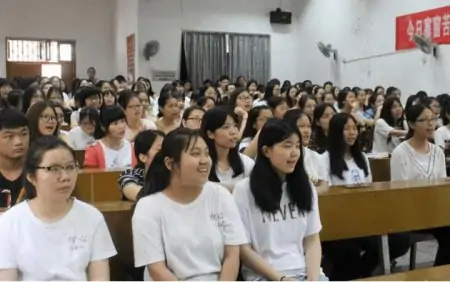 专科生迎来“好消息”，满足条件免试就能升本，预计9月开始实行-专科免试升本科条件