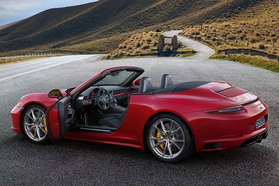 原版引进无阉割！保时捷 911 GTS 全系更新：Porsche 991.2 GTS '2018（保时捷911全方位介绍）