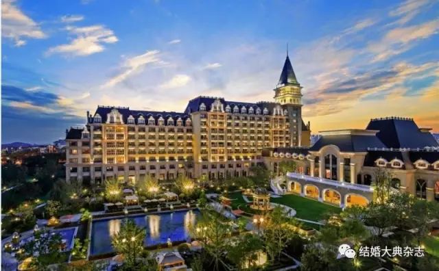【2019秋季婚宴又涨价了吗】青岛40+星级酒店婚宴最新价格！-青岛婚礼酒店预订官网