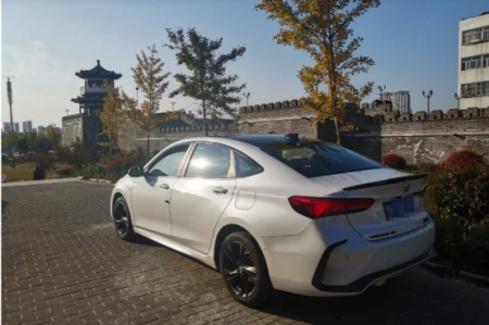 试乘试驾，回头率爆棚的白色威朗pro（2020款威朗白色是什么白）