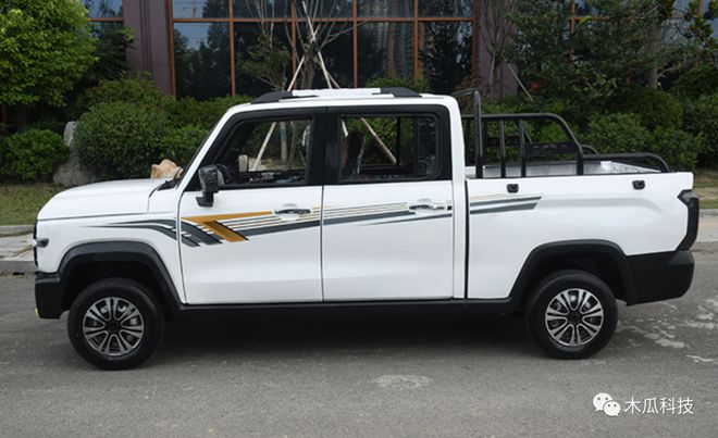 2款新型低速电动四轮车，超大空间，客货两用，实用性很好（2万一3万电动汽车图片及价格鸿日）