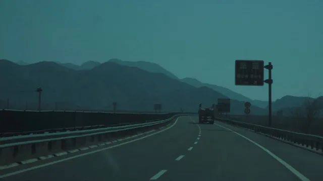 读《夜晚的潜水艇》后：（读夜晚的潜水艇有感）