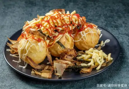 章鱼虽长相丑陋，却天赋异禀！拥有3颗心脏、9个脑袋外加蓝色血液（章鱼真的有三个心脏和9个大脑吗?）