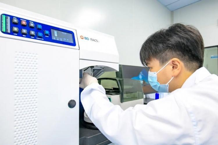 服务细胞和基因治疗产业，这家第三方检测平台推出200个检测项目-第三方基因检测的费用是多少钱啊