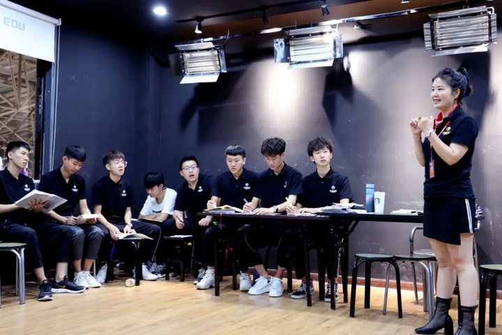 表演艺考培训一般要花多少钱？-表演艺考培训一般要花多少钱呢