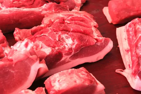 胆固醇高就不能吃鸡蛋和肉类？关于胆固醇，不少人有认知误区（胆固醇高不能吃鸡蛋对吗）