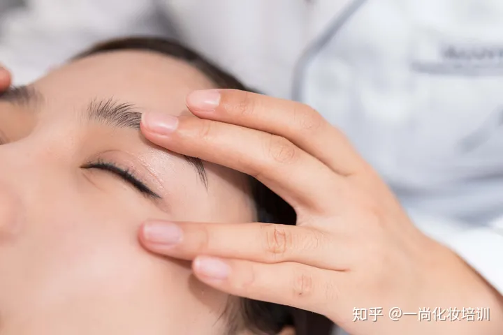 在化妆学校十大名校-化妆学校前十名排名