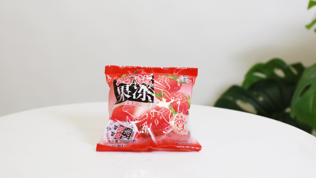 长大后再吃旺旺，我还是被它拿捏得死死的-小时候我吃了十袋旺旺大礼包英语