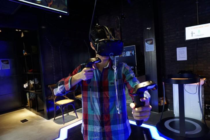VR体验店非常之昂贵！但却是现阶段VR游戏的最好选择-vr体验馆游戏排名
