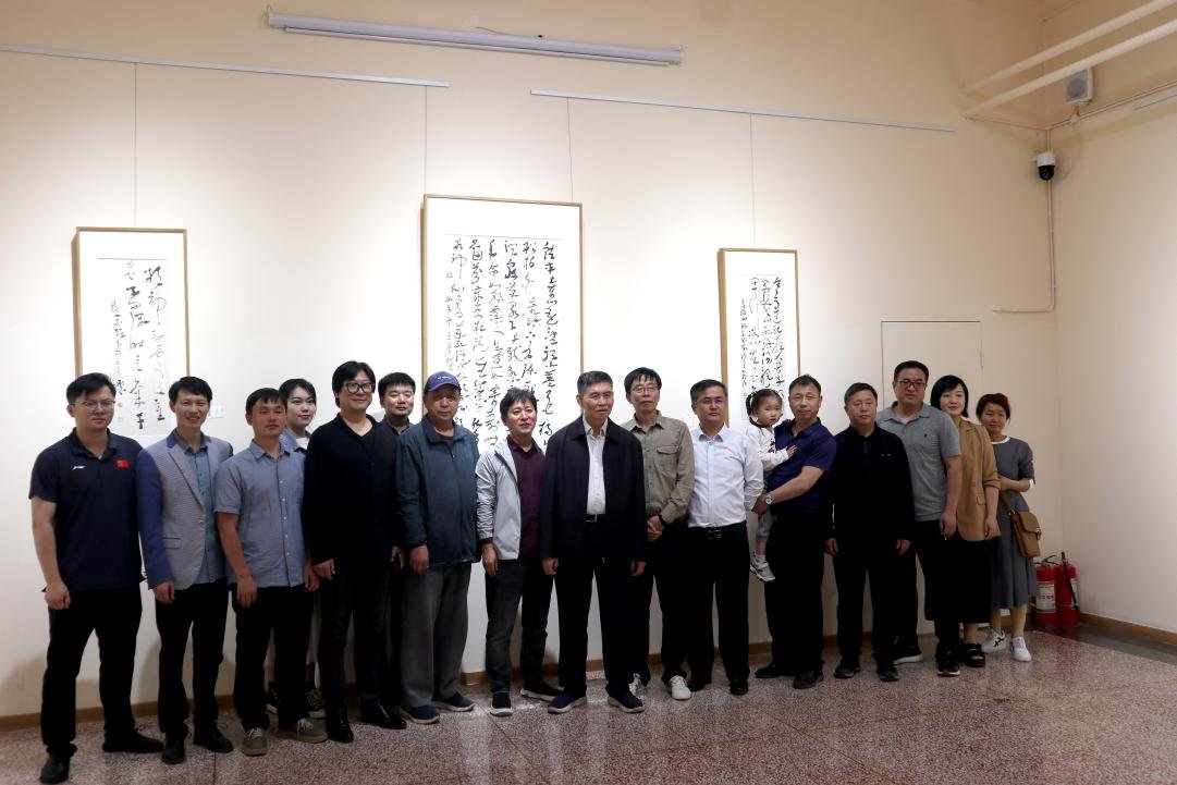 王清州书法展在798艺术区开幕-王清州微博来主页