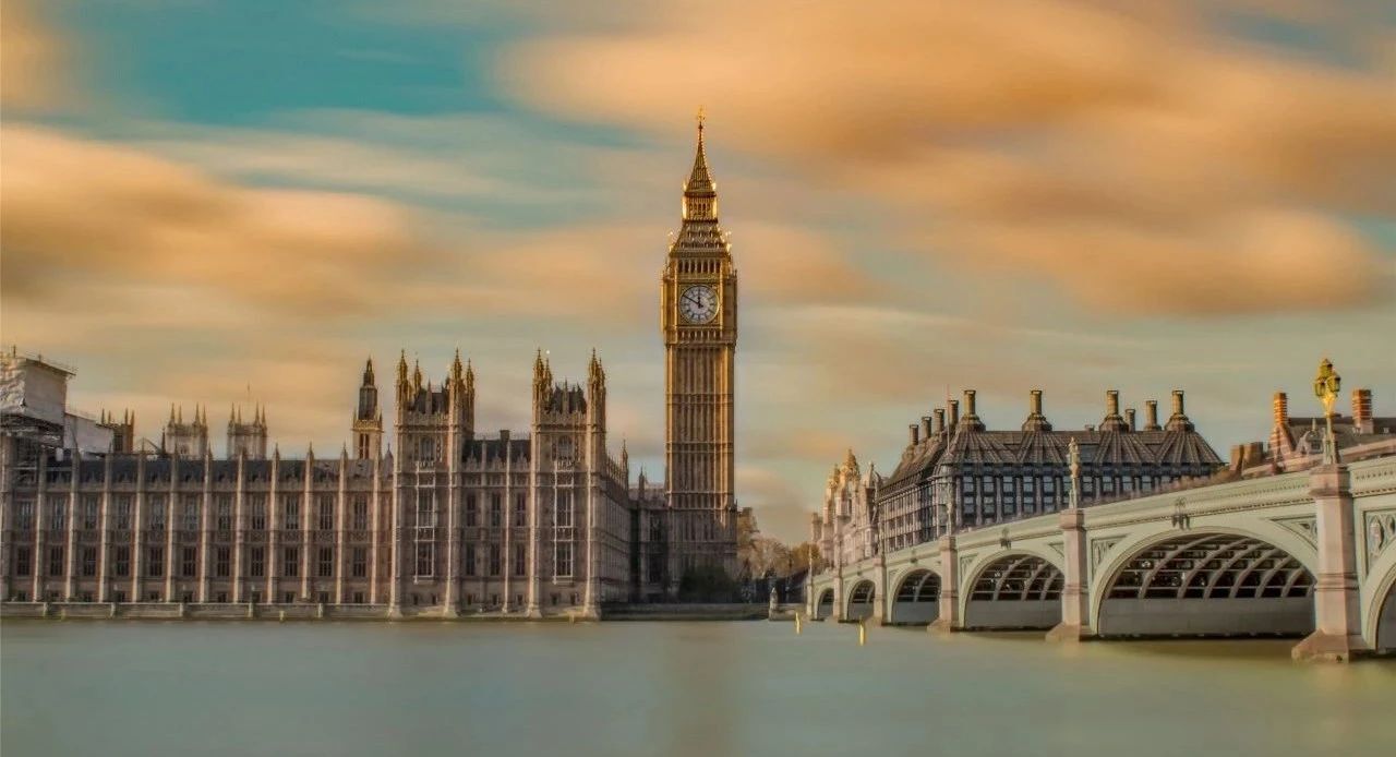 中国人在英国贷款买房容易操作吗？购买英国房产可以移民英国吗？（在英国怎么贷款买房）
