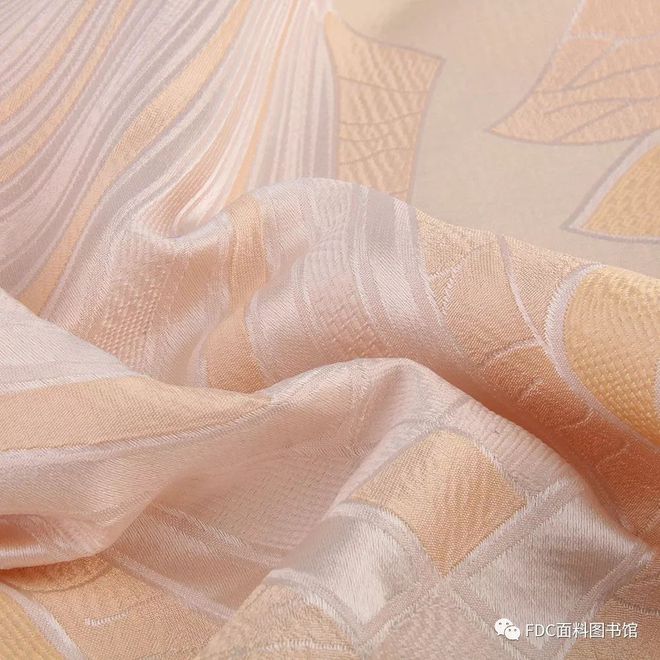 戏剧影视《伊丽莎白：黄金时代》服装面料指南-伊丽莎白:黄金年代