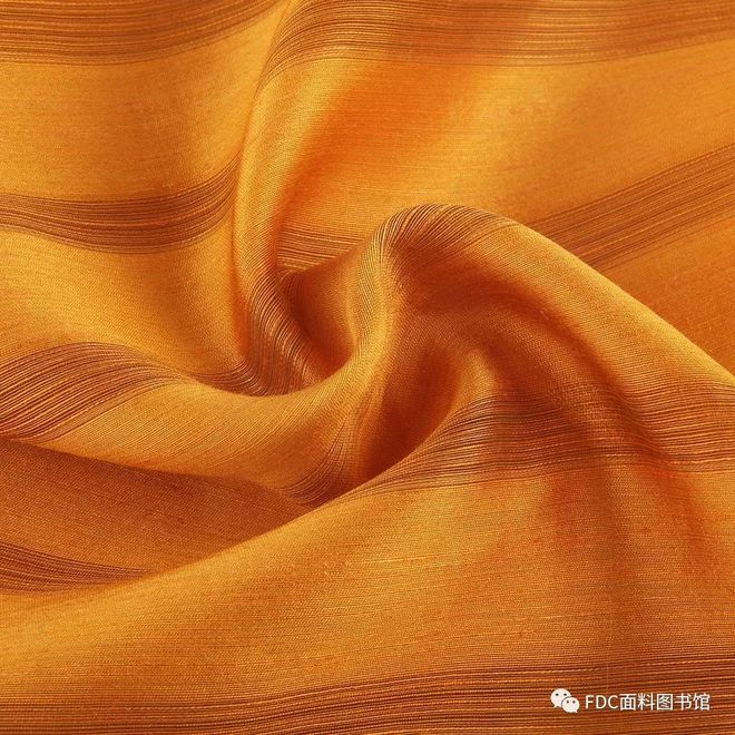 戏剧影视《伊丽莎白：黄金时代》服装面料指南-伊丽莎白:黄金年代