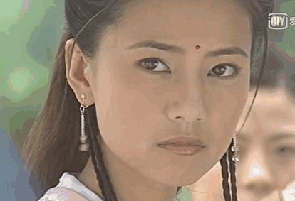 高圆圆屡“被小三”，卓伟却说她干净无比，39岁的她到底是个什么人？（高圆圆前对象）