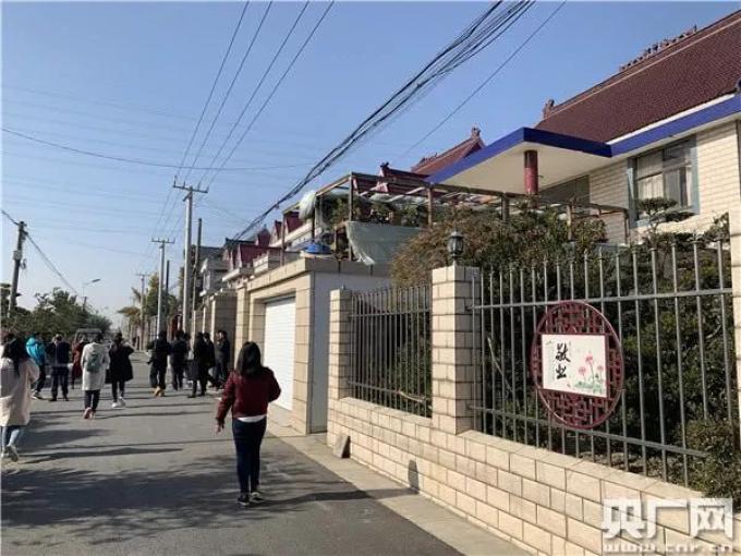 【乡村振兴在行动】江苏如皋：小盆景孕育致富“摇 钱树”（江苏如皋盆景之乡）