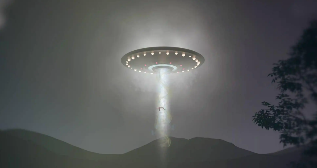 外星人已来地球？UFO坠毁，调查人员进入内部后遭遇时空扭曲-2021年外星人来地球