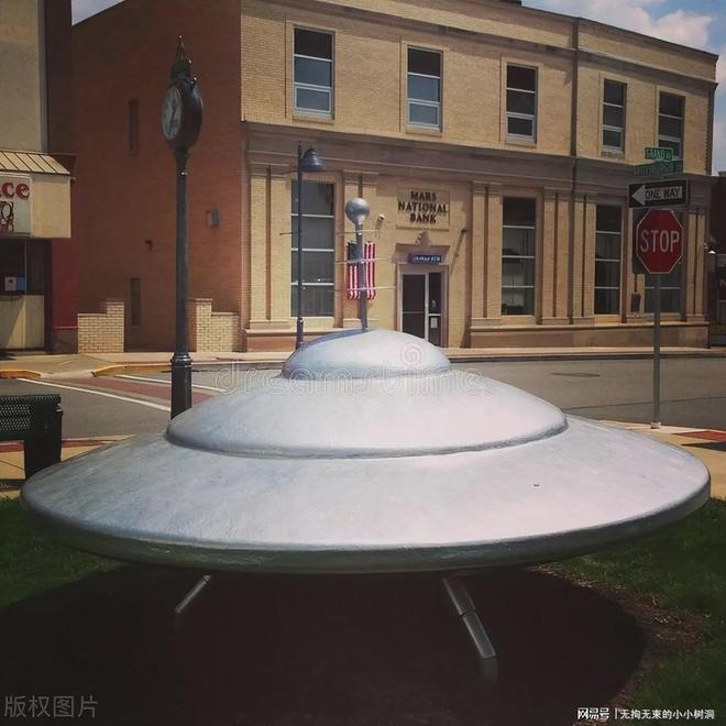 UFO事件再起波澜！美一相关人员称在坠毁UFO内有时空扭曲-美国ufo真实事件